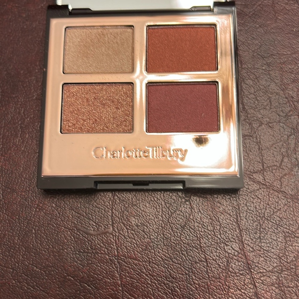Charlotte Tilbury Walk of No Shame Luxury Palette